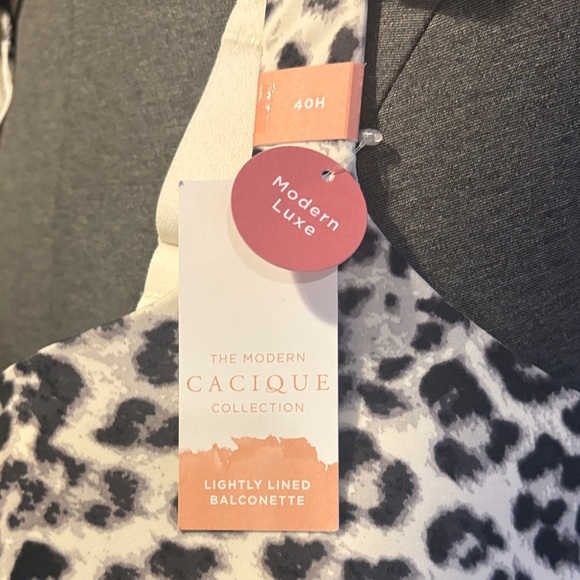 Cacique Black and White Animal Print Bra - Picture 3 of 5